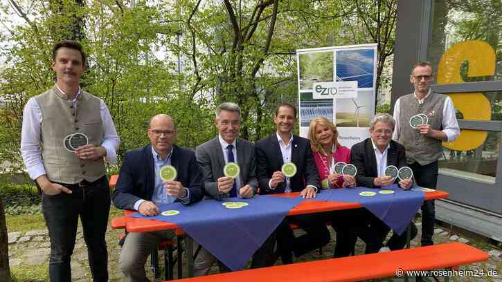 „Energiezukunft Rosenheim“ startet Informationskampagne mithilfe von Bierdeckeln in der Region Rosenheim
