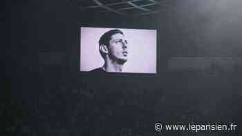 Minute d’applaudissements pour Emiliano Sala à Nice après les chants insultants de certains supporters - Le Parisien