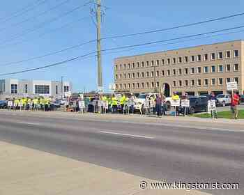 Kingston construction unions hit the picket lines – Kingston News - Kingstonist