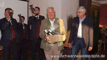 Hegering Sulz/Vöhringen - Drei Kitze mit Drohnen vor Mähtod gerettet - Schwarzwälder Bote