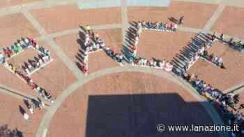 In cento alla marcia della pace "In Ucraina massacri e dolore" - LA NAZIONE