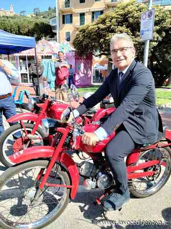 Recco, cento moto Guzzi sul lungomare - LaVoceDiGenova.it