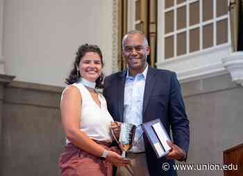 Unglid Paul '22 and Bethany Costello '22 win top honors at Prize Day - Union College