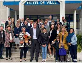Cherbourg : 50 ans après leur mariage, Nelly et Luc franchissent à nouveau le seuil de la mairie - actu.fr