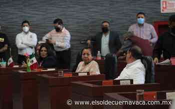 Entre pleitos, Congreso entrega medalla a profesores distinguidos - El Sol de Cuernavaca