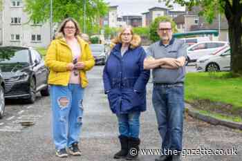 Renfrew crime: Car tyres slashed by mindless vandals | The Gazette - TheGazette.co.uk