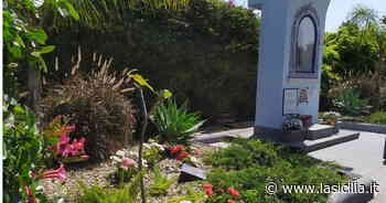 Catania: ad Ognina una piccola isola di decoro in mezzo a tanto squallore. - La Sicilia