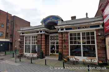 Flying Boat Wetherspoon Dartford to reopen after refurbishment