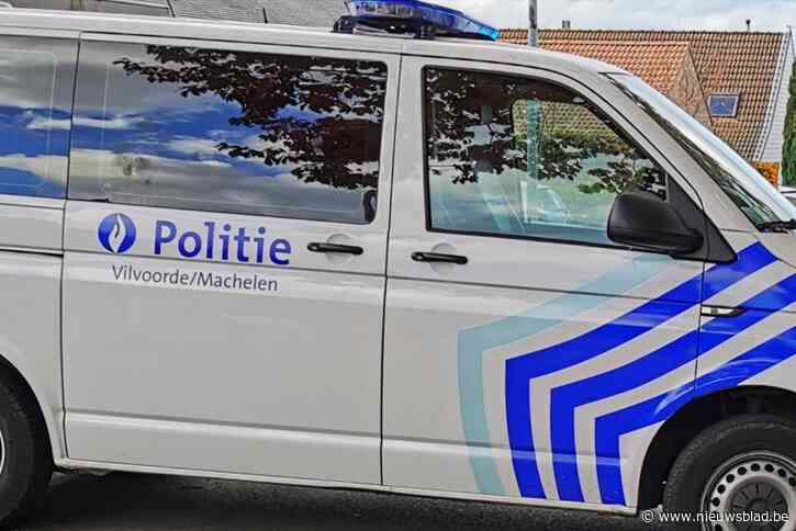 Twaalf rijbewijzen ingetrokken voor gsm-gebruik achter stuur