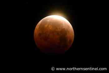 VIDEO: Moon goes blood red in ‘Eclipse for the Americas’ - Kitimat Northern Sentinel