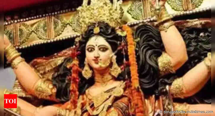 Kolkata: Durga Puja with adda zone in New Town