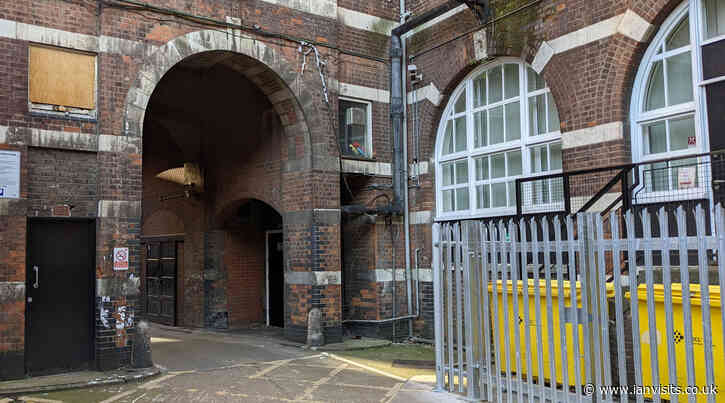 London’s Alleys: Talbot Yard, SE1