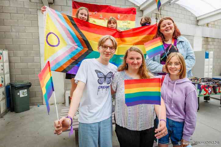 Ursulinen ziet alle kleuren van de regenboog op Internationale Dag Tegen Homofobie en Transfobie: “Iedereen moet zich goed voelen op school”