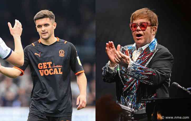 Elton John praises Blackpool footballer Jake Daniels after coming out: “A courageous and game-changing statement”