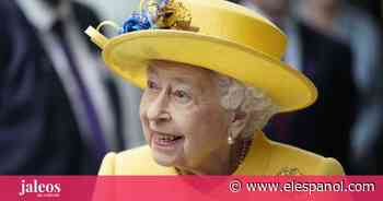 Isabel II, pletórica, inaugura una nueva línea de metro en Londres con su nombre - EL ESPAÑOL