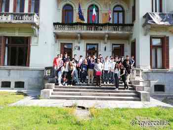 Gli studenti dell'ITI Faccio di Vercelli hanno fatto visita alla sede dell'Unione Montana Valsesia - tgvercelli.it