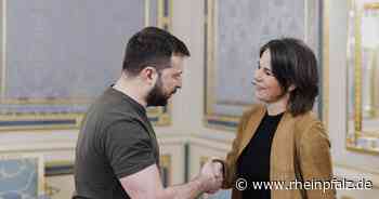 Die Macht des Kapuzenpullovers: Über eine Politik der Äußerlichkeiten - Mode - Rheinpfalz.de