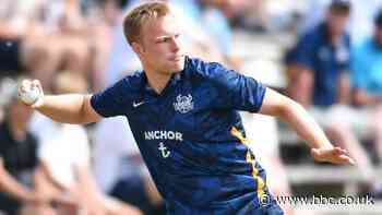 Matthew Waite: Worcestershire sign Yorkshire player on loan as cover for Joe Leach