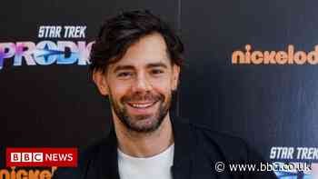 Charlie King: TOWIE star describes body dysmorphia 'turmoil'