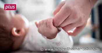 Spende für offene Hebammen-Sprechstunde in Lampertheim - Lampertheimer Zeitung