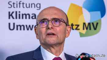Ex-Ministerpräsident : Beratung zu Klimastiftungs-Auflösung: Sellering sagt ab - STERN.de