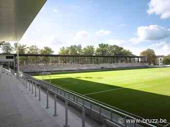 Voetbalwedstrijd tussen Crossing Schaarbeek en RUS Binche (D3) verstoord door vechtpartij - BRUZZ