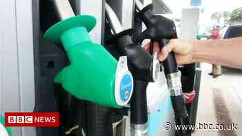 Petrol retailers told to pass on fuel duty cut