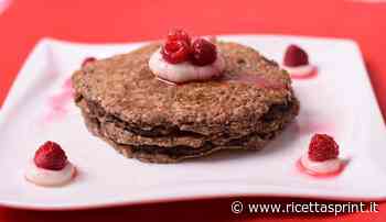 Pancake 5 minuti con noci e cacao, per una merenda golosa e sfiziosa - RicettaSprint