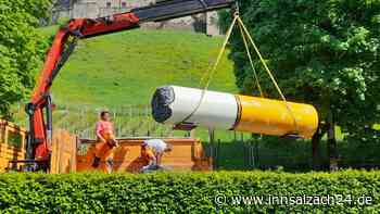 Mit gigantischer Zigarette: Projekt „Burghausen kippenfrei“ gut angelaufen