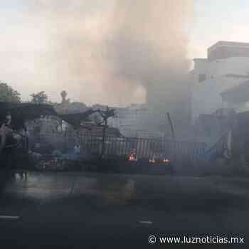 Incendio en Los Mochis moviliza a cuerpos de auxilio - Luz Noticias