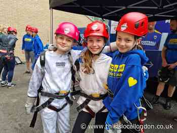 Dons Local Action Group: AFC Wimbledon charity abseil