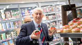 Sir Lindsay Hoyle makes visit to new Co-Op in Clayton-le-Woods to mark its launch