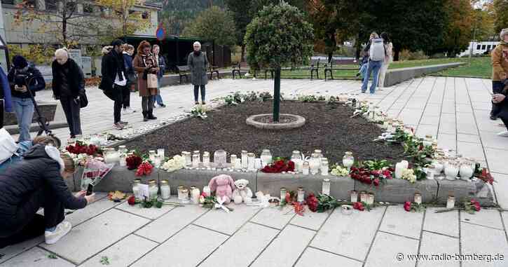 Prozess um Mord mit Pfeil und Bogen in Norwegen