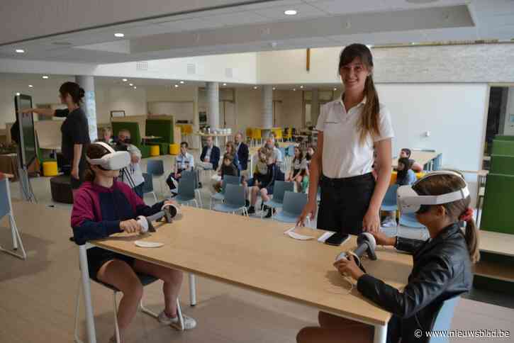 Politiezone kocht virtual reality brillen en leent ze gratis uit: “Om fietsende scholieren te helpen bij het inschatten van gevaarlijke verkeerssituaties”
