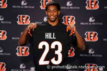 Bengals agree to terms with Daxton Hill