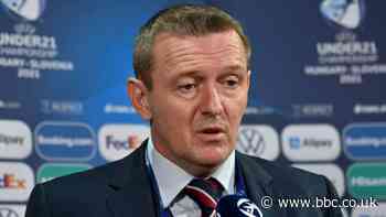Aidy Boothroyd: Ex-Watford and Coventry City manager joins Northern Ireland backroom team - BBC