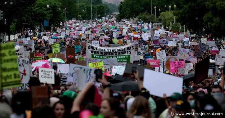 Biden Administration Preparing for Outbreak of Violence to Follow Supreme Court's Roe v. Wade Ruling: Report