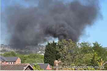 Firefighters tackle huge blaze in Lees - The Oldham Times