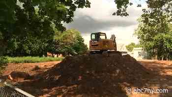 Newark, New Jersey residents angry with city's plan to place 8 shipping containers to house homeless on North Munn Avenue - WABC-TV