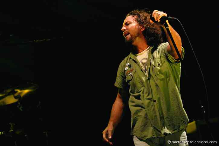 Pearl Jam Cancels Sacramento Concert After Bassist Jeff Ament Tests Positive For COVID