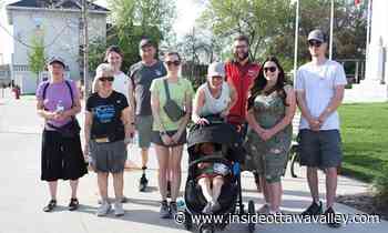 'A symbol of commitment to solidarity': Renfrew Moose Hide Campaign walkers stand against gender-based violence - Ottawa Valley News