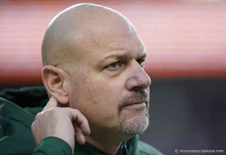 Vikings Assistant Head Coach Mike Pettine Leads Coaching Diversity Workshop