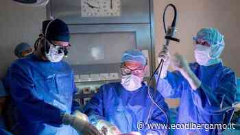 Clusone, il parroco operato al cuore con un robot: «Vivrò il Natale in serenità» - Cronaca, Clusone - L'Eco di Bergamo