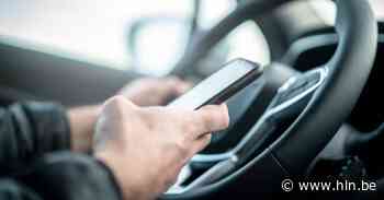 Parket Halle-Vilvoorde trekt op 12 dagen tijd 252 rijbewijzen in voor gsm-gebruik - Het Laatste Nieuws
