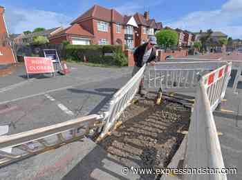 Dudley residents fear for their homes after yet another hole appears in 'unsafe' road - Express & Star