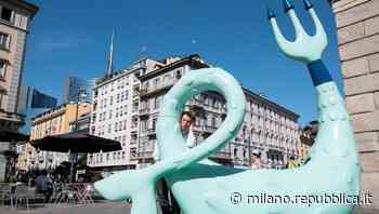 Un'opera d'arte porta il mare nel centro di Milano: in piazza XXV Aprile arriva Neptunia - La Repubblica