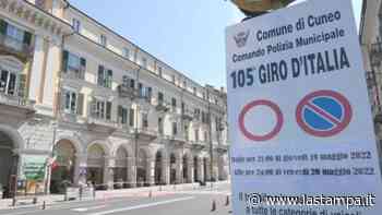 Il Giro a Cuneo: strade e piazze senza auto sull’Altipiano e centinaia di parcheggi cancellati. Primi divieti… - La Stampa
