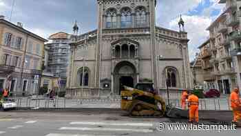 Il Giro d’Italia arriva a Cuneo e “sparisce” il dosso davanti alla chiesa del Sacro Cuore in corso Nizza - La Stampa