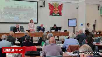 New Cumberland Council meets for first time - BBC