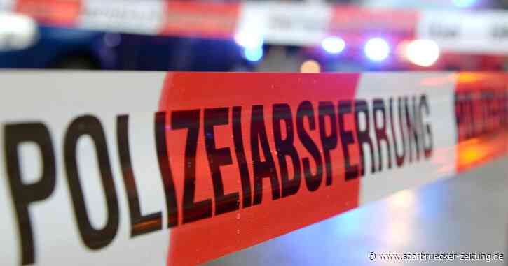 Kripo ermittelt - Wanderin entdeckt Leiche am See in Losheim - neue Hinweise auf Opfer - Saarbrücker Zeitung